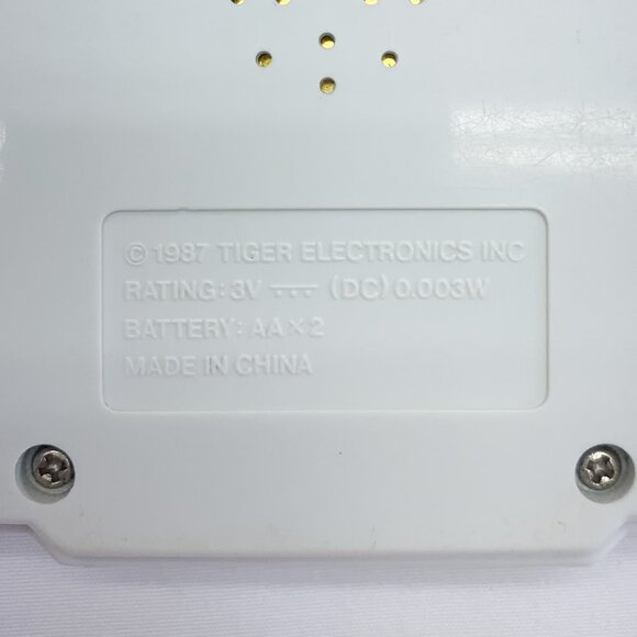 Tiger 1987 Electronic Battery Operated Handheld Soccer Game WORKING - Picture 3 of 4